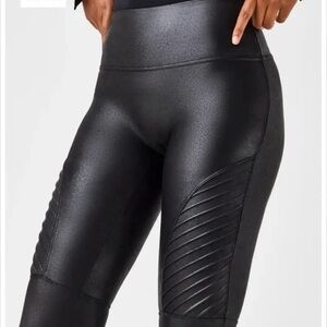 SPANX Shiny Black Sculpting Leggings